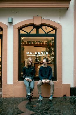 Die Brüh- und Espressobar Maldaner lädt zum Kaffeetrinken ein.