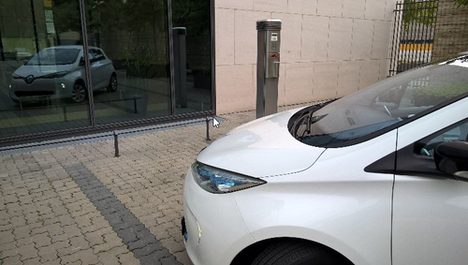 E-Auto an Ladesäule